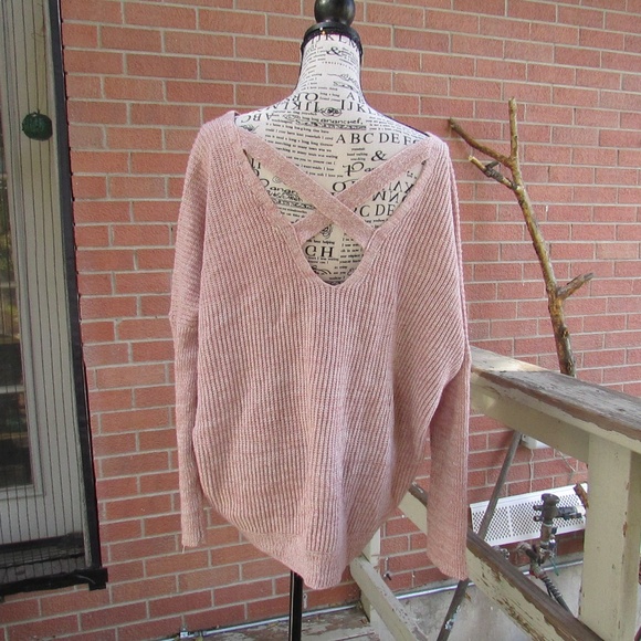 Forever 21 Blush Knit Sweater - Picture 1 of 5